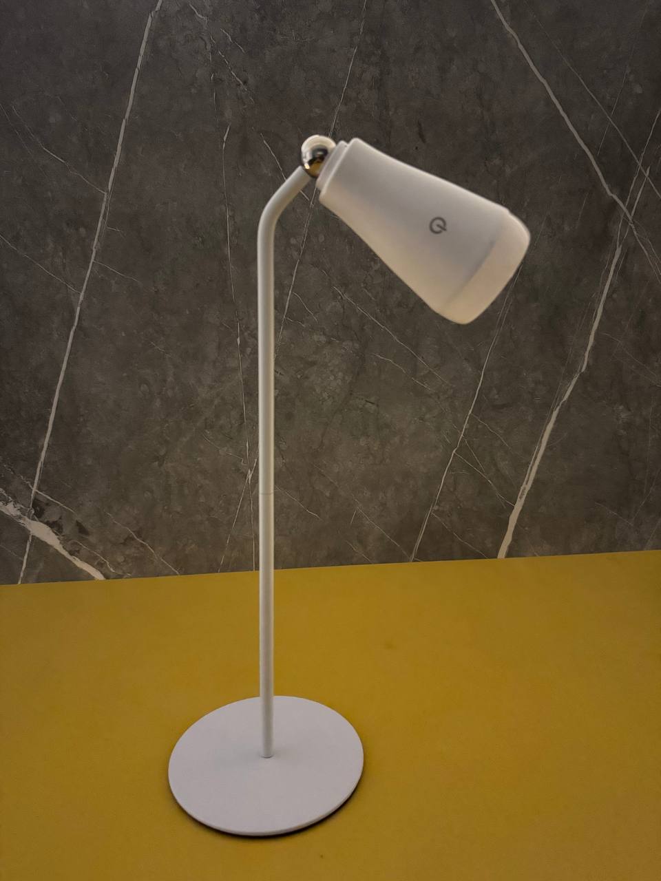 چراغ مطالعه چند منظوره مگنتی